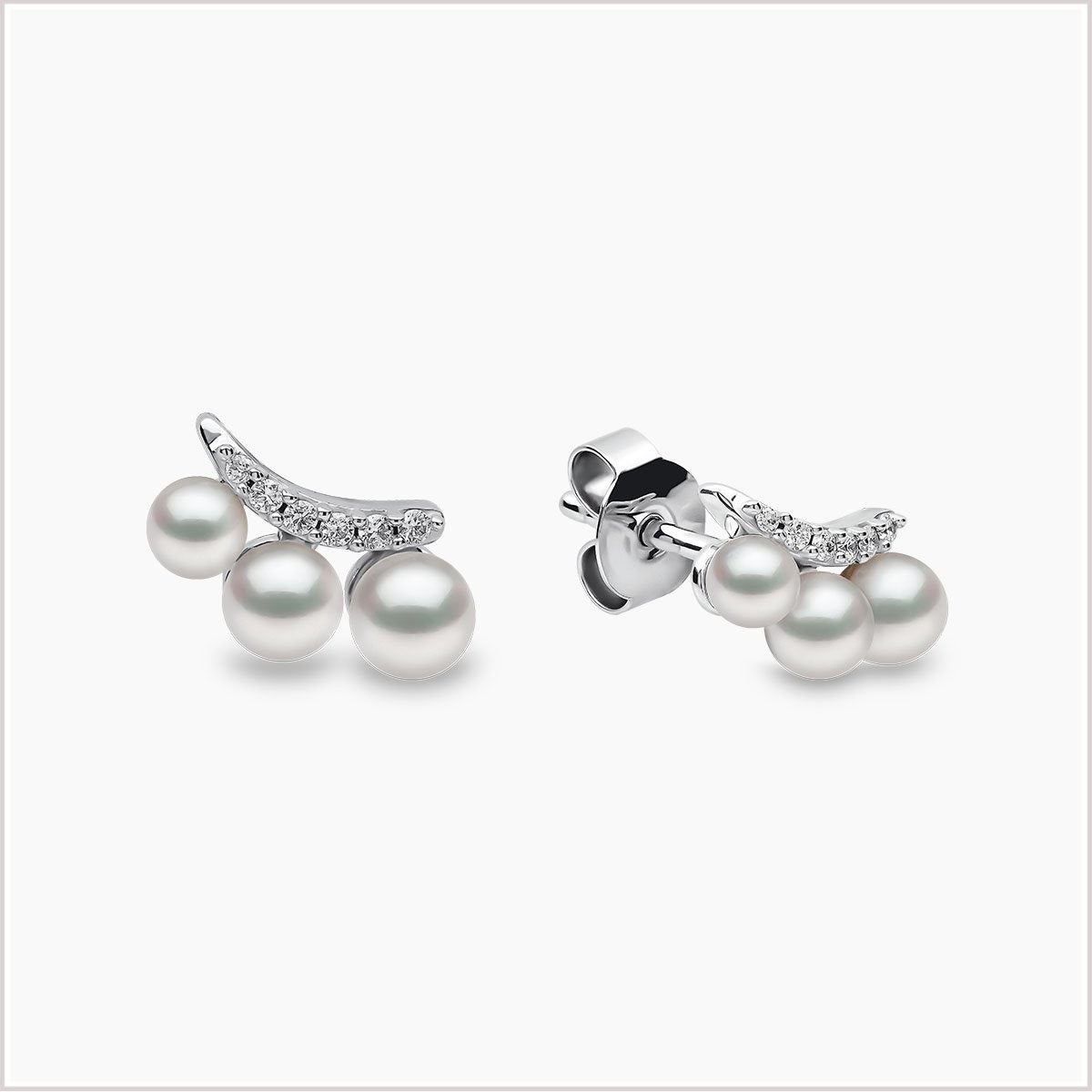 Yoko London Sleek Akoya Pearl and Diamond Stud Earrings QYE2224-7X-IY